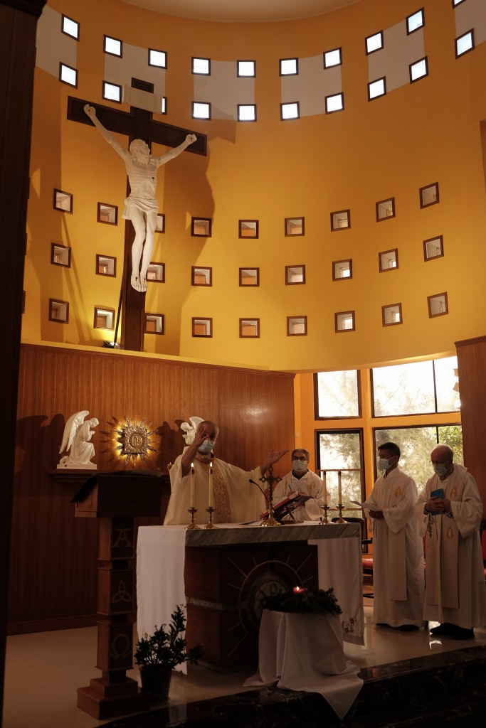 Mass on the Feast of St. Francis Xavier (St. Joseph Retreat House, Colane, Dec. 3rd 2020_2);